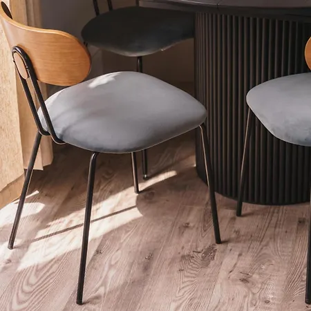 Apartment Crescent Retreat